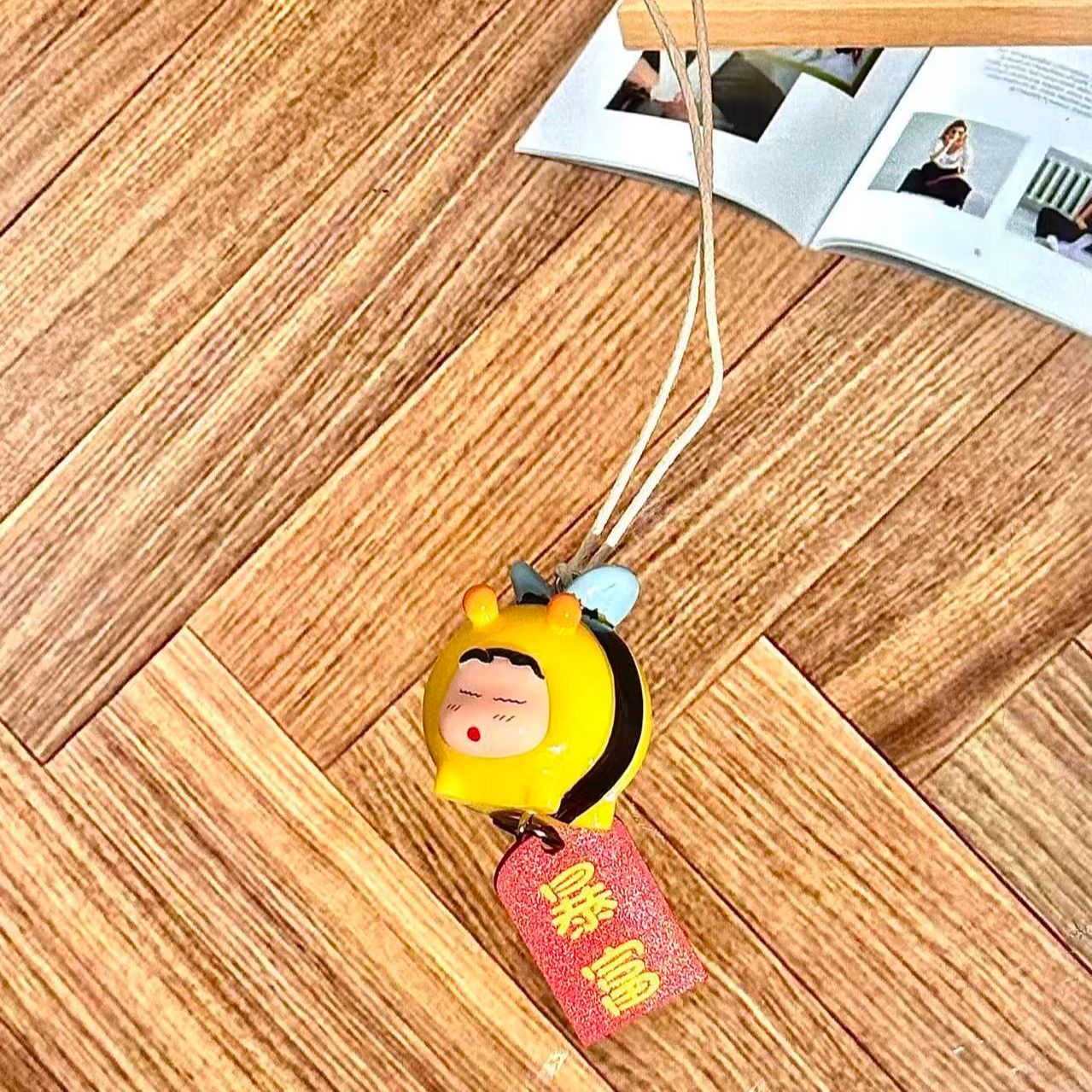 짱구는 못말려 꿀벌 코스프레 피규어 자동차 장식 펜던트 - Decorative Mirror 리뷰 및 가격